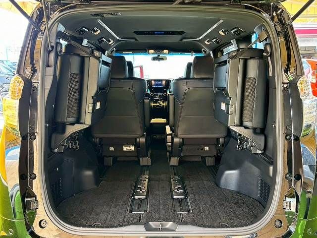 TOYOTA VELLFIRE 2016