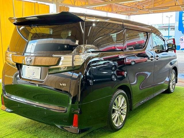 TOYOTA VELLFIRE 2016