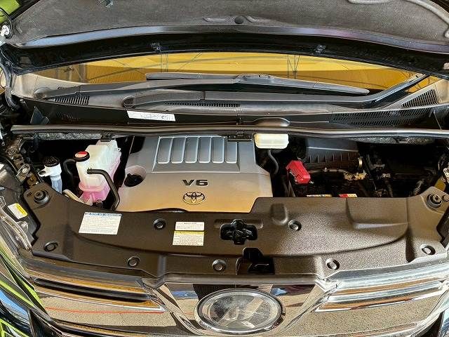 TOYOTA VELLFIRE 2016