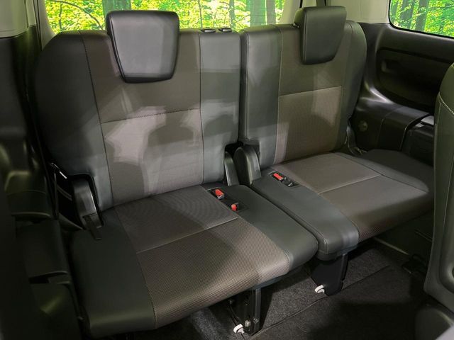 TOYOTA ESQUIRE HYBRID 2015