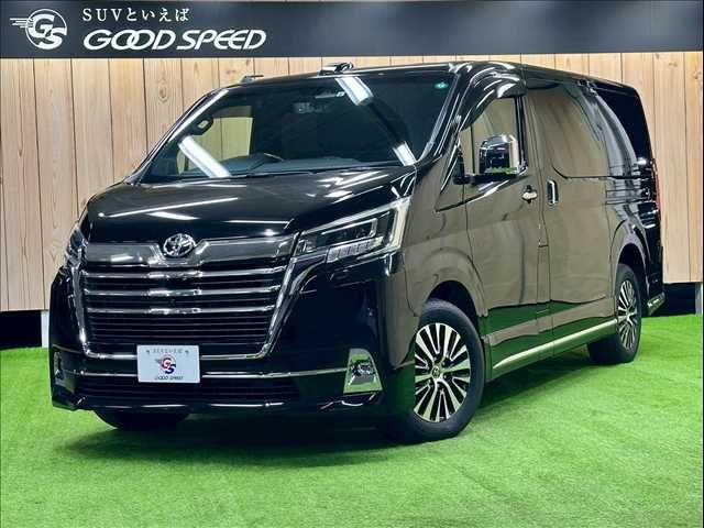 TOYOTA GRANACE 2022