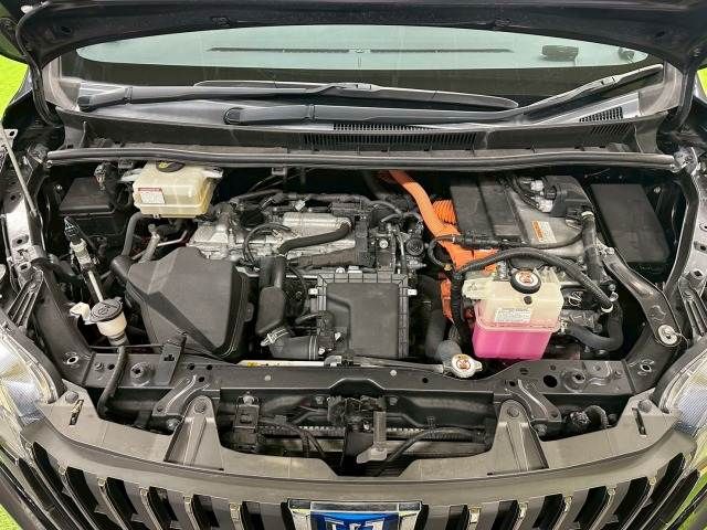 TOYOTA ESQUIRE HYBRID 2019