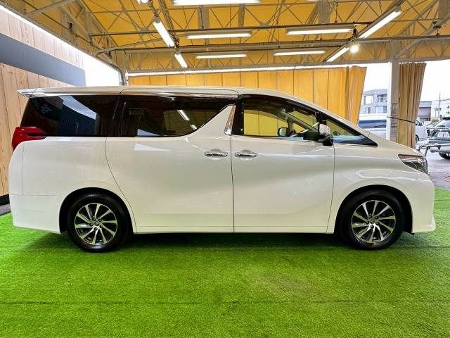 TOYOTA ALPHARD 2015