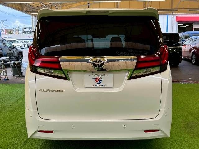 TOYOTA ALPHARD 2015
