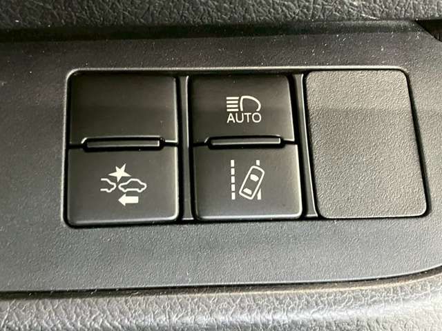 TOYOTA SIENTA HYBRID 2020