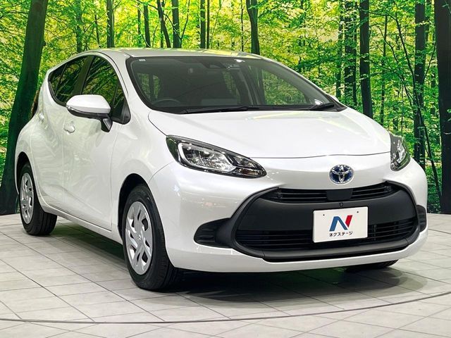 TOYOTA AQUA 2023