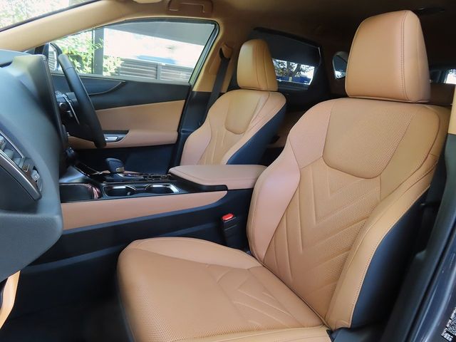 TOYOTA LEXUS NX350h 2025