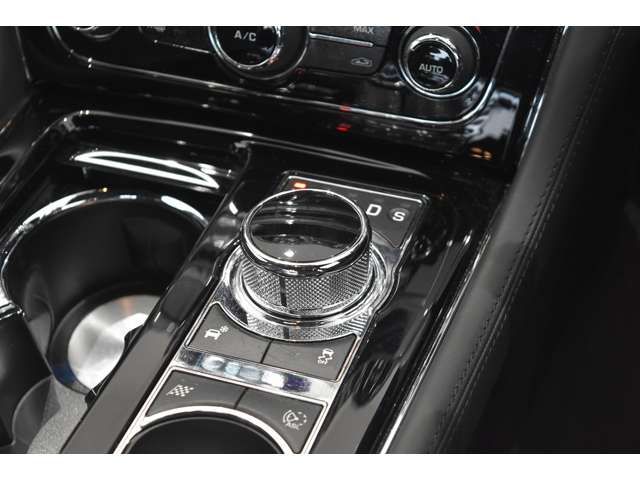 JAGUAR JAGUAR XJseries sedan 2015