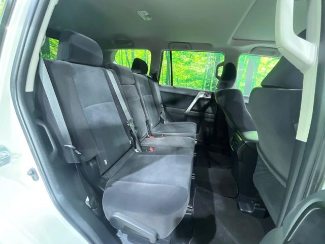 TOYOTA LANDCRUISER PRADO 2023