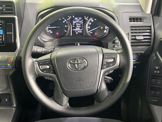 TOYOTA LANDCRUISER PRADO 2023