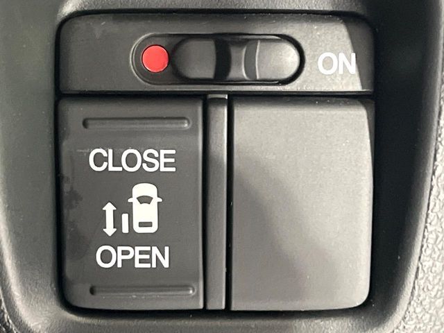 HONDA N BOX CUSTOM 2016