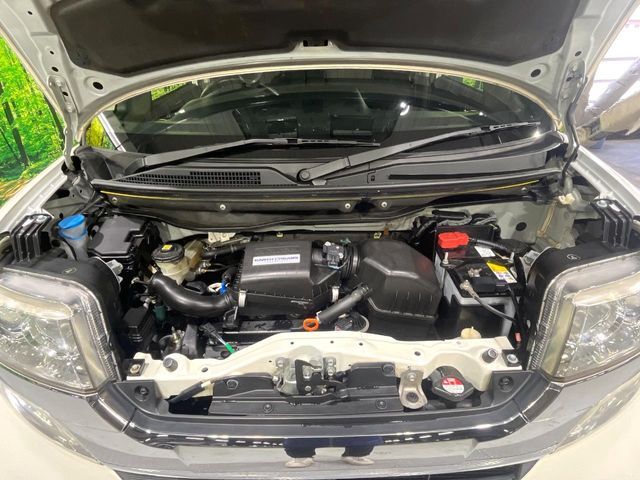 HONDA N BOX CUSTOM 2016