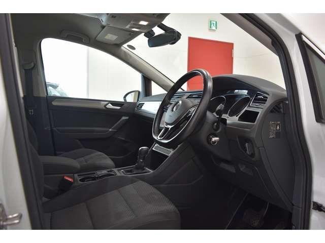 VOLKSWAGEN VOLKSWAGEN GOLF TOURAN 2017