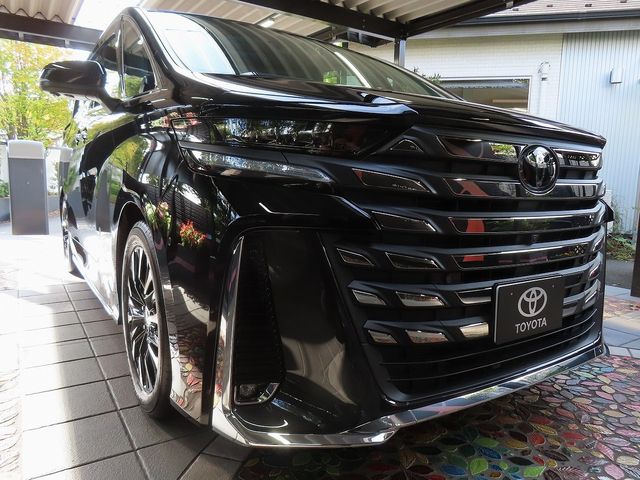 TOYOTA VELLFIRE  HYBRID 2023