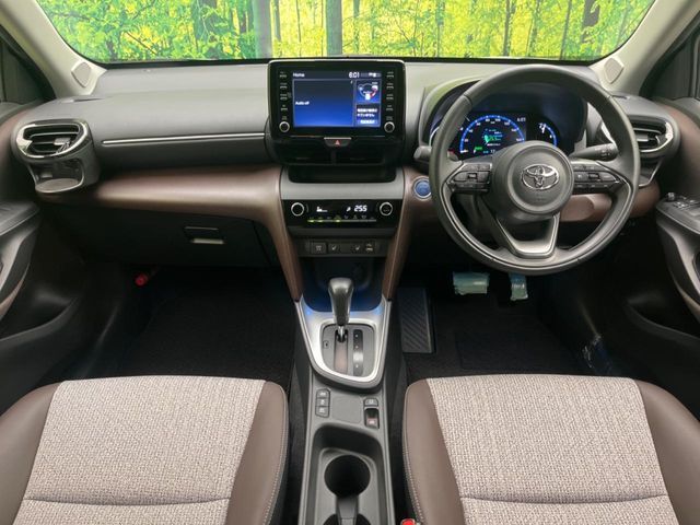TOYOTA YARIS CROSS HYBRID 2022