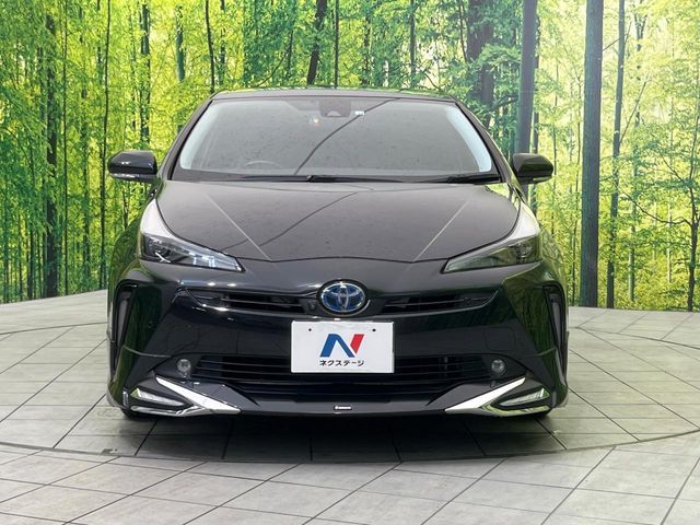 TOYOTA PRIUS 2022