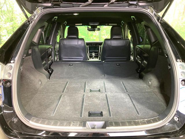 TOYOTA HARRIER 2WD 2017