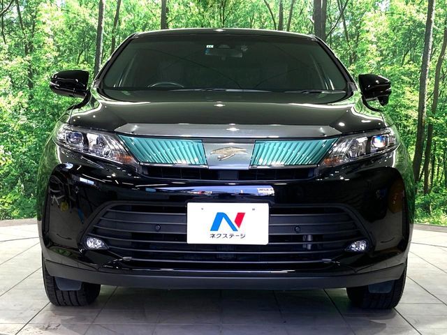 TOYOTA HARRIER 2WD 2017