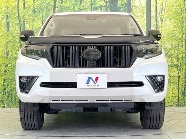 TOYOTA LANDCRUISER PRADO 2023