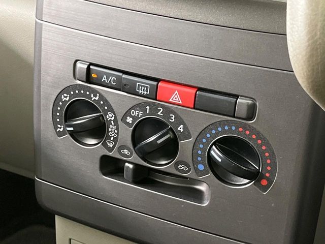 TOYOTA PIXIS SPACE 2014