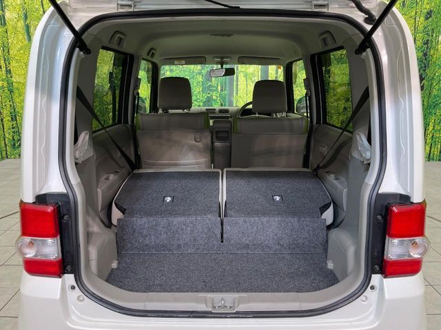 TOYOTA PIXIS SPACE 2014