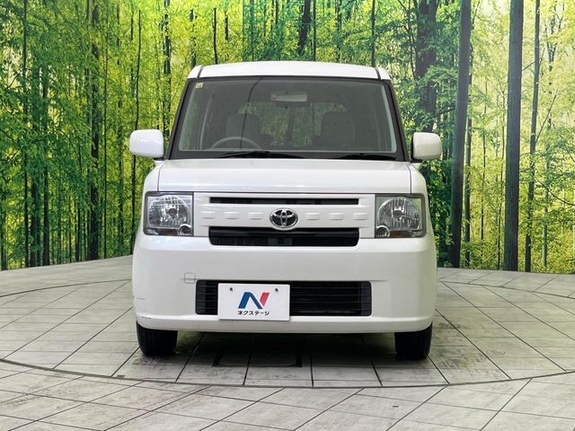 TOYOTA PIXIS SPACE 2014