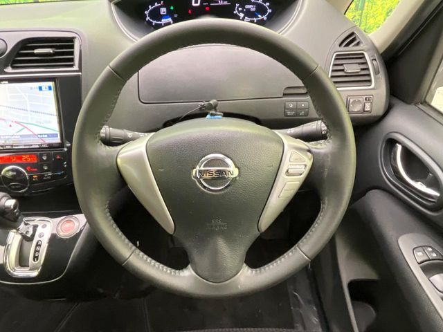 NISSAN SERENA  S-HYBRID 2012