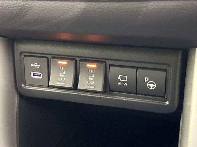 TOYOTA COROLLA CROSS HYBRID 2025