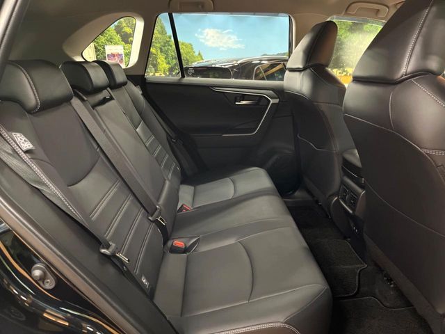 TOYOTA RAV4 4WD 2021