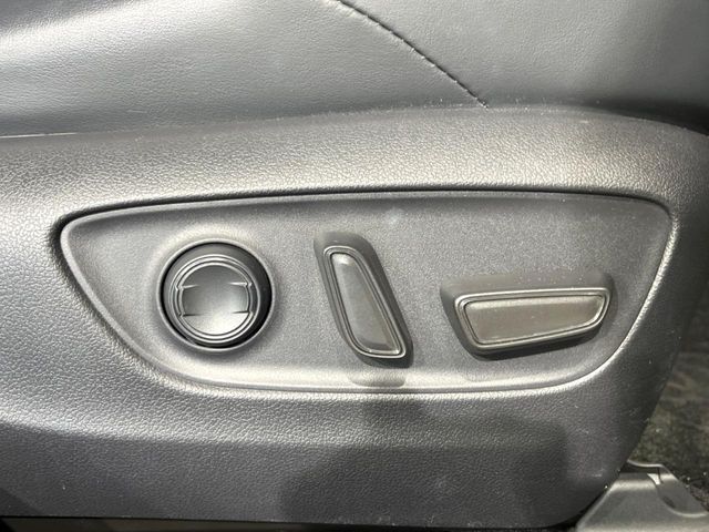 TOYOTA RAV4 4WD 2019