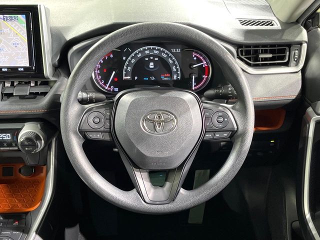 TOYOTA RAV4 4WD 2019