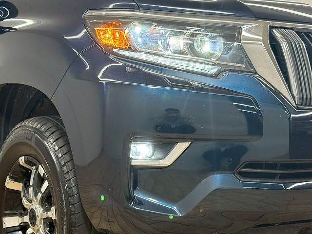 TOYOTA LANDCRUISER PRADO 2021