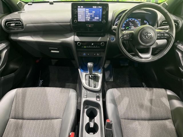 TOYOTA YARIS CROSS HYBRID 2023