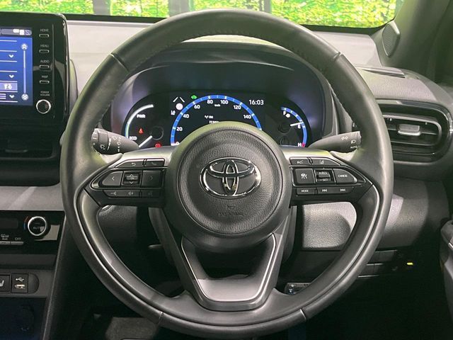 TOYOTA YARIS CROSS HYBRID 2023