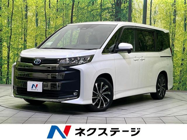 TOYOTA NOAH HYBRID 2022