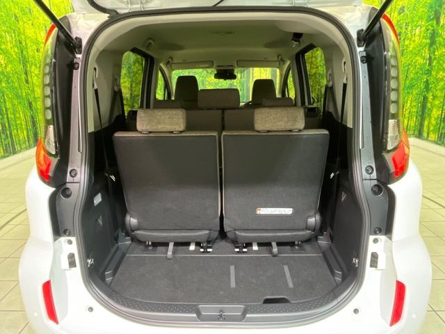 TOYOTA SIENTA HYBRID 2025