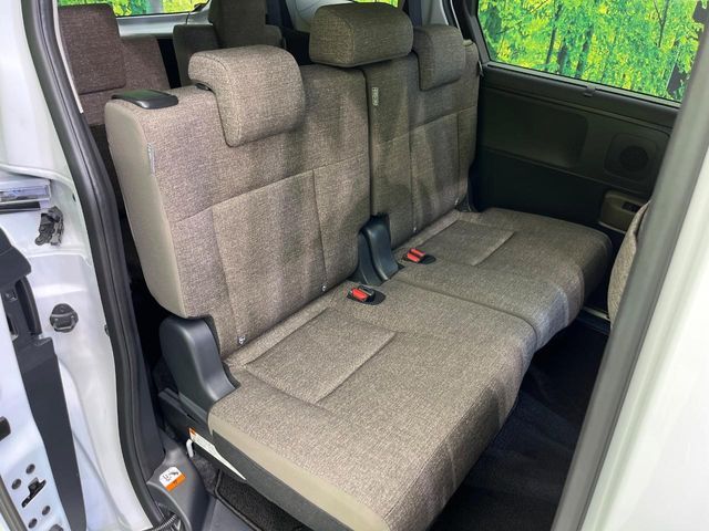 TOYOTA SIENTA HYBRID 2025