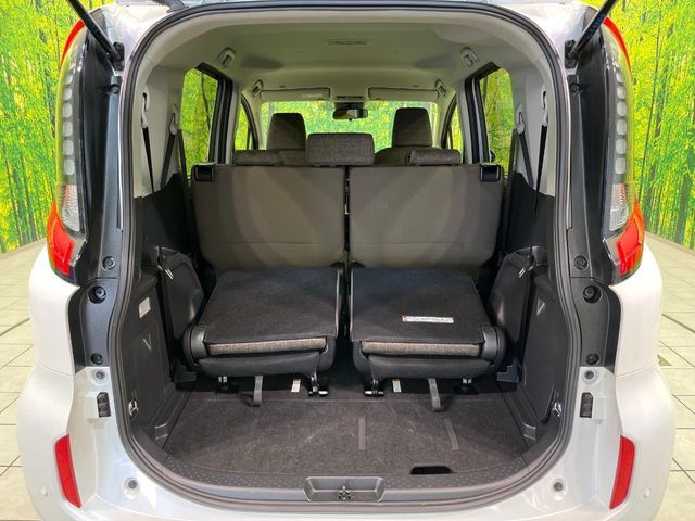 TOYOTA SIENTA HYBRID 2025