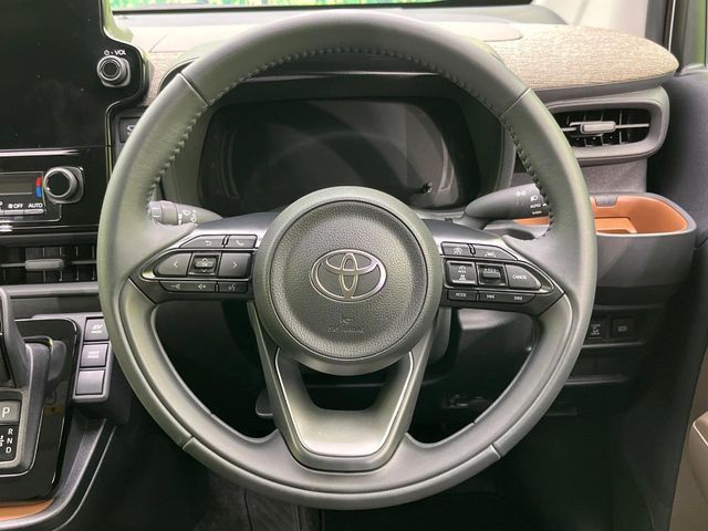 TOYOTA SIENTA HYBRID 2025