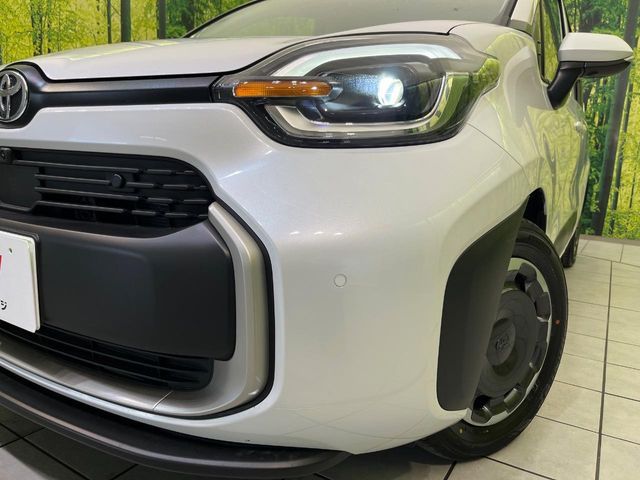 TOYOTA SIENTA HYBRID 2025