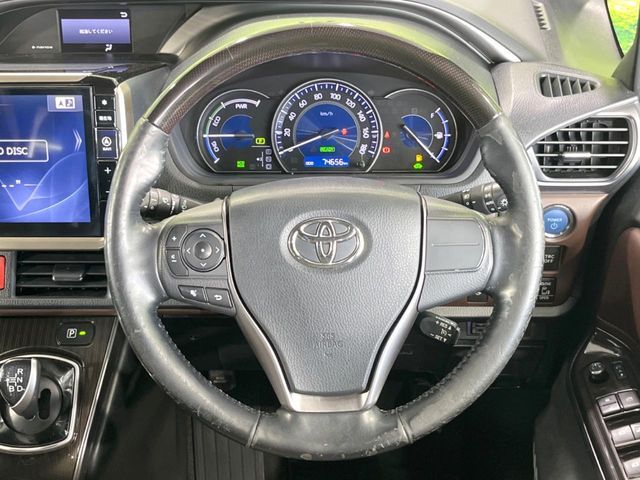 TOYOTA ESQUIRE HYBRID 2018
