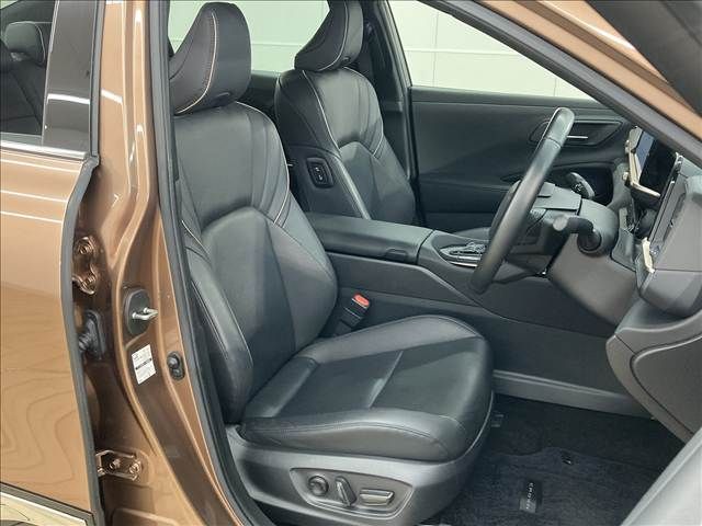 TOYOTA CROWN CROSSOVER 2023