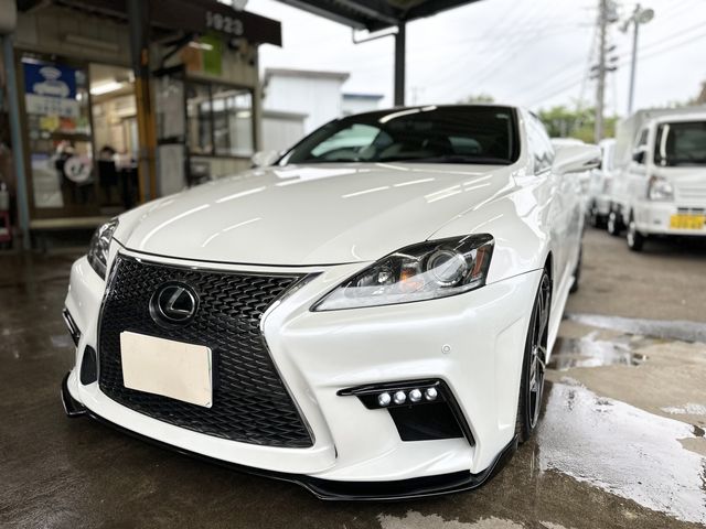 TOYOTA LEXUS IS350C 2010