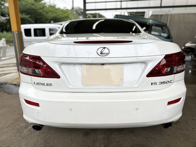 TOYOTA LEXUS IS350C 2010