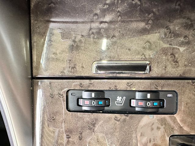 TOYOTA LEXUS IS350C 2010