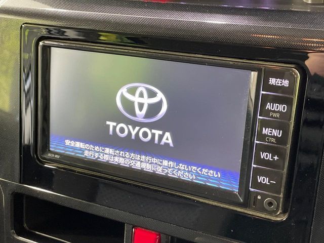 TOYOTA ROOMY 2022