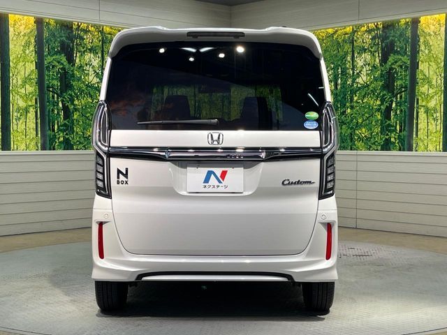 HONDA N BOX CUSTOM 2019