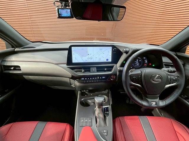 TOYOTA LEXUS UX250h 2022