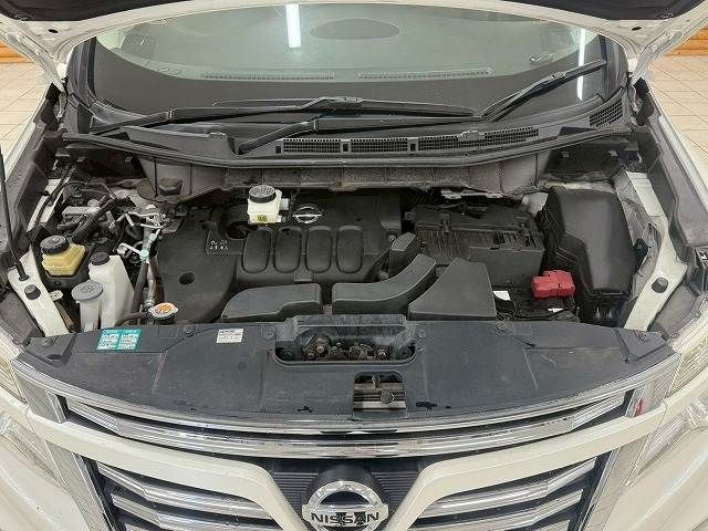 NISSAN ELGRAND 2018