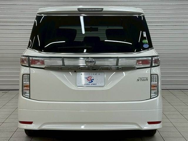 NISSAN ELGRAND 2018